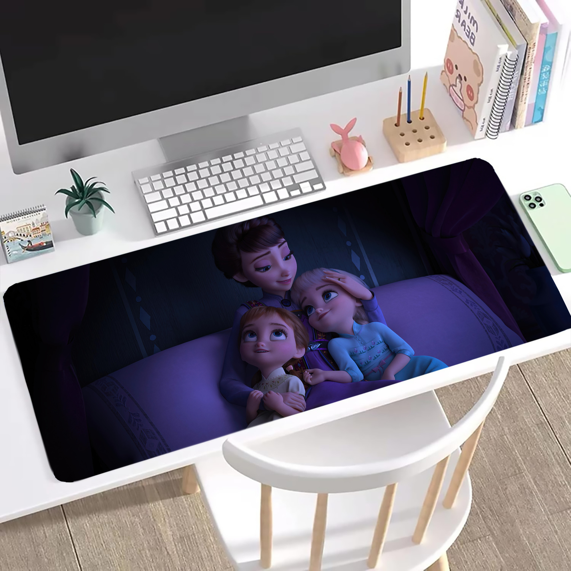 （画像用） アナと雪の女王 アンナ エルサ Frozen Anna Elsa ステッチ加工 大判デスクマット／滑り止めマウスパッド