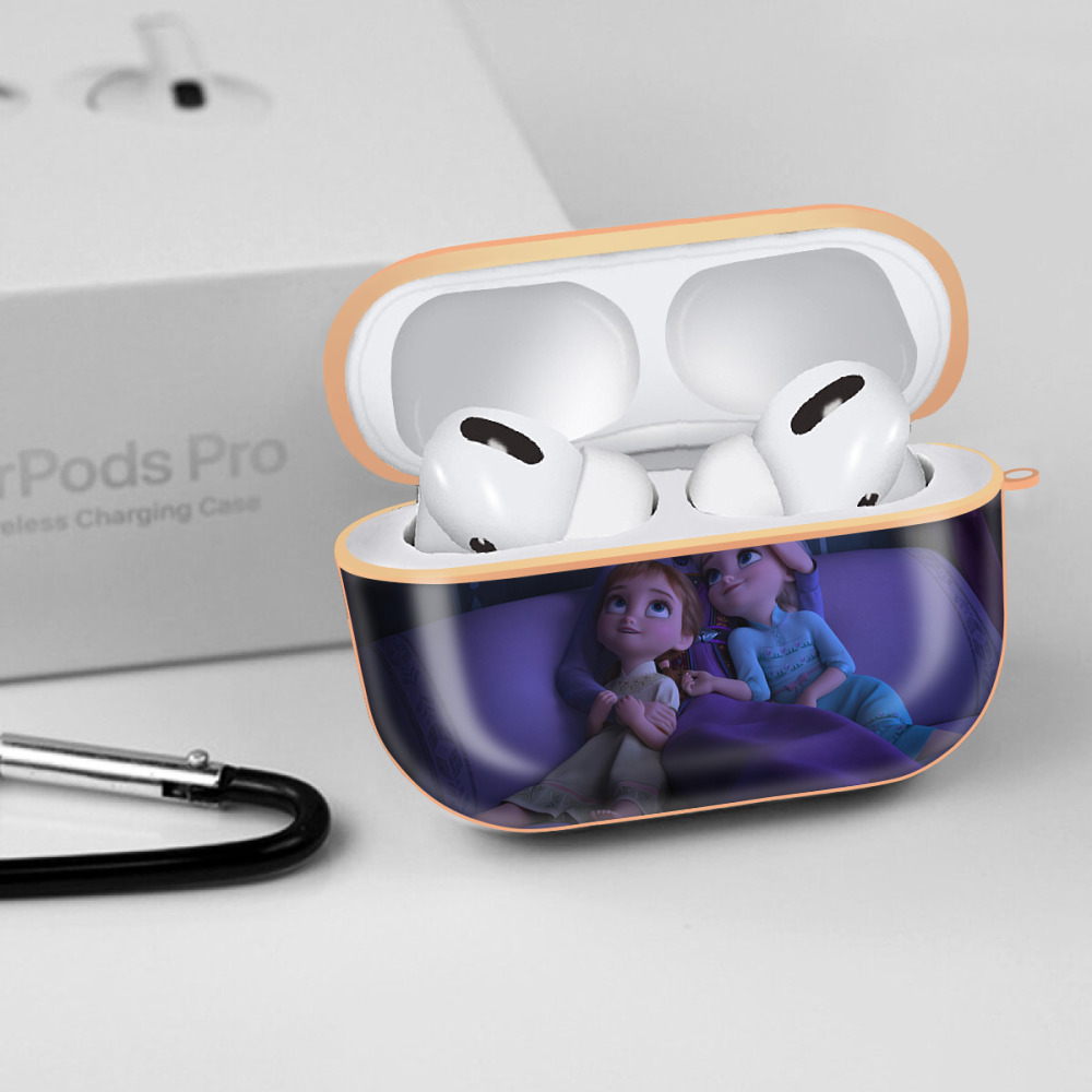 アナと雪の女王 アンナ エルサ Frozen Anna Elsa 【AirPods Pro用】ハードシェル保護ケース｜耐衝撃・防指紋・カラビナ付き商品仕様