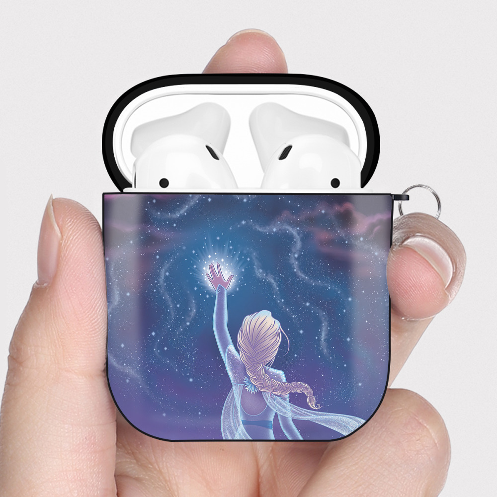 （画像用） アナと雪の女王 アンナ エルサ Frozen Anna Elsa AirPods 第2世代保護ケース ハードシェル ブラック 耐衝撃・防指紋・カラビナ付き