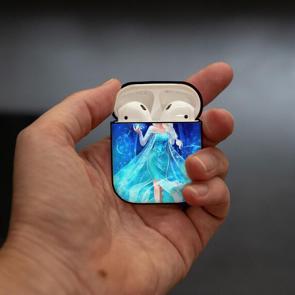 アナと雪の女王 アンナ エルサ Frozen Anna Elsa AirPods 第2世代保護ケース ハードシェル ブラック 耐衝撃・防指紋・カラビナ付き
