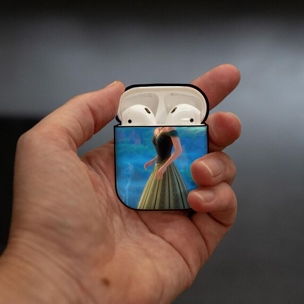 アナと雪の女王 アンナ エルサ Frozen Anna Elsa AirPods 第2世代保護ケース ハードシェル ブラック 耐衝撃・防指紋・カラビナ付き