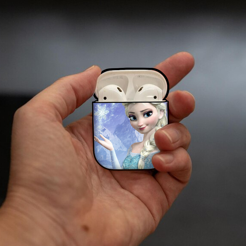 アナと雪の女王 アンナ エルサ Frozen Anna Elsa AirPods 第2世代保護ケース ハードシェル ブラック 耐衝撃・防指紋・カラビナ付き
