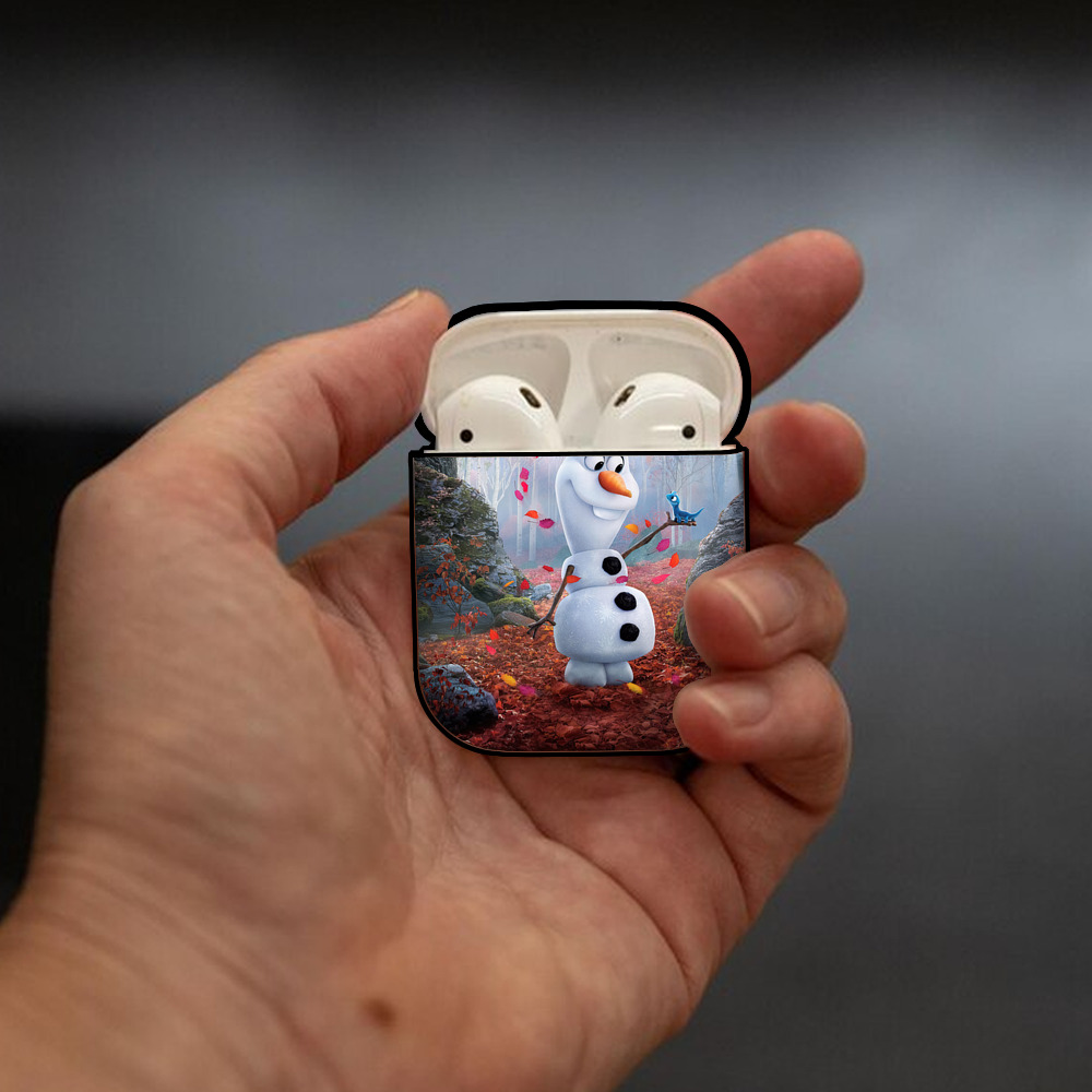 アナと雪の女王 アンナ エルサ Frozen Anna Elsa AirPods 第2世代保護ケース ハードシェル ブラック 耐衝撃・防指紋・カラビナ付き