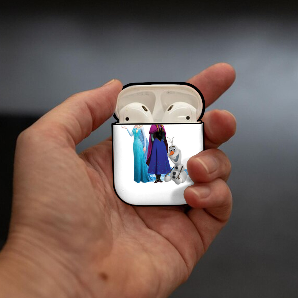 アナと雪の女王 アンナ エルサ Frozen Anna Elsa AirPods 第2世代保護ケース ハードシェル ブラック 耐衝撃・防指紋・カラビナ付き