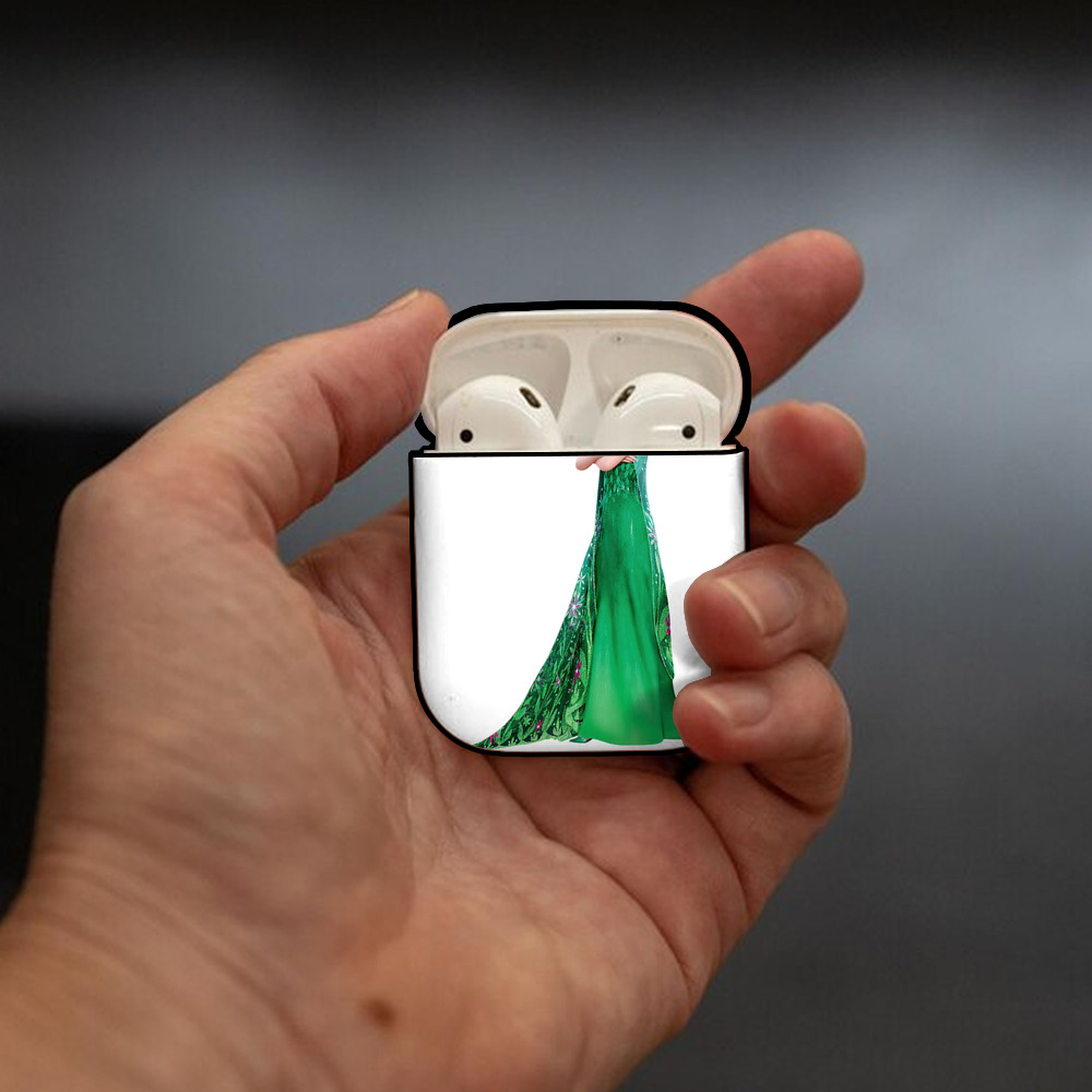 アナと雪の女王 アンナ エルサ Frozen Anna Elsa AirPods 第2世代保護ケース ハードシェル ブラック 耐衝撃・防指紋・カラビナ付き