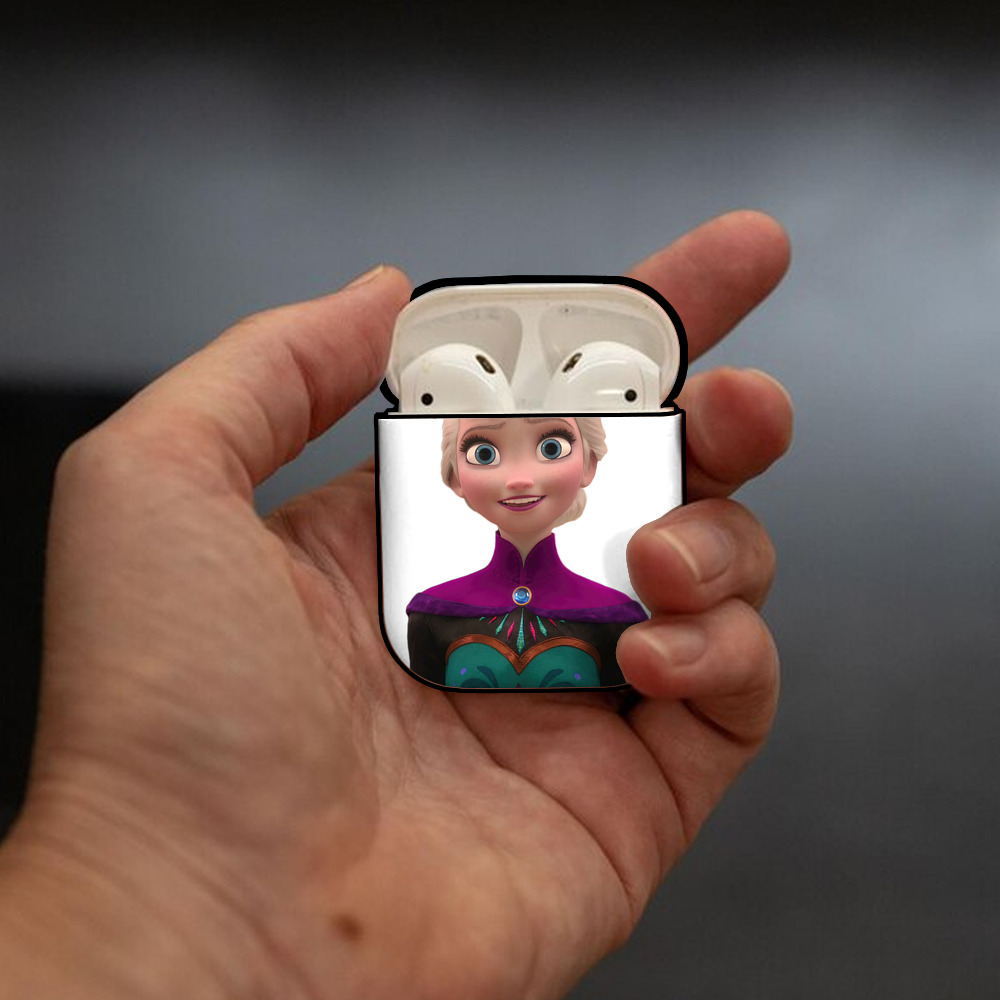 アナと雪の女王 アンナ エルサ Frozen Anna Elsa AirPods 第2世代保護ケース ハードシェル ブラック 耐衝撃・防指紋・カラビナ付き