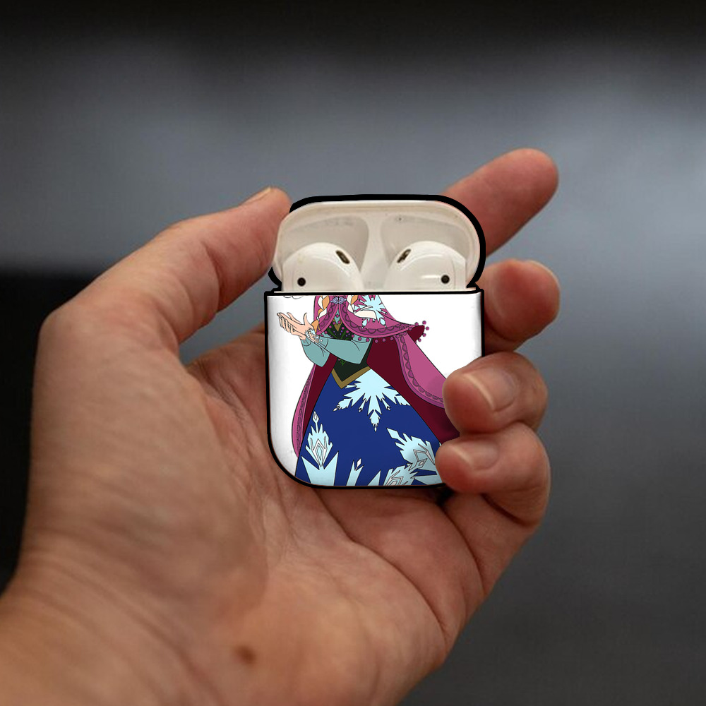 アナと雪の女王 アンナ エルサ Frozen Anna Elsa AirPods 第2世代保護ケース ハードシェル ブラック 耐衝撃・防指紋・カラビナ付き