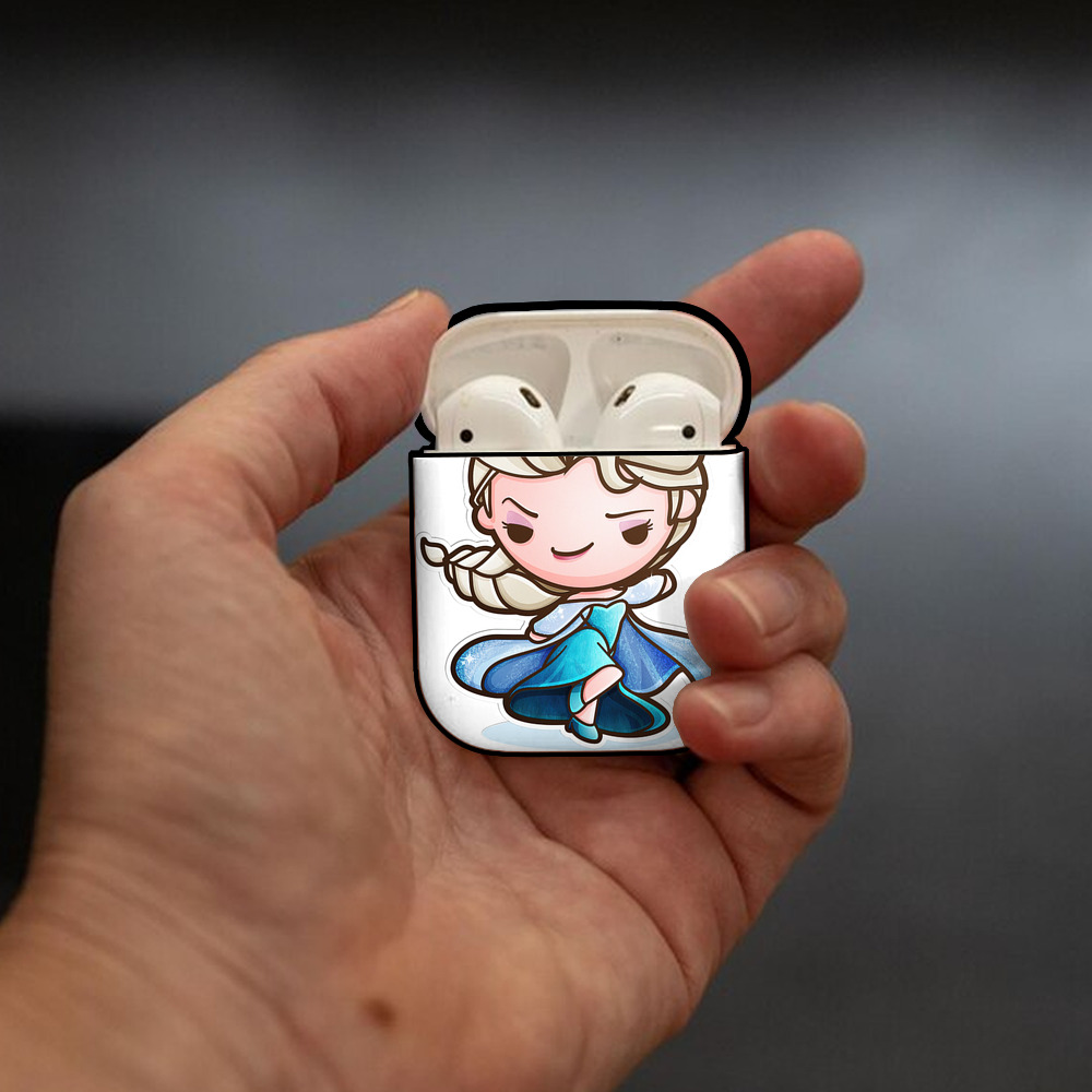 アナと雪の女王 アンナ エルサ Frozen Anna Elsa AirPods 第2世代保護ケース ハードシェル ブラック 耐衝撃・防指紋・カラビナ付き