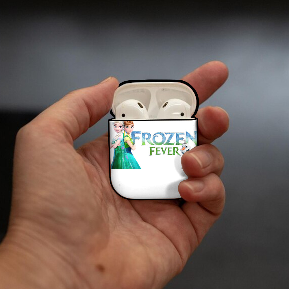 アナと雪の女王 アンナ エルサ Frozen Anna Elsa AirPods 第2世代保護ケース ハードシェル ブラック 耐衝撃・防指紋・カラビナ付き