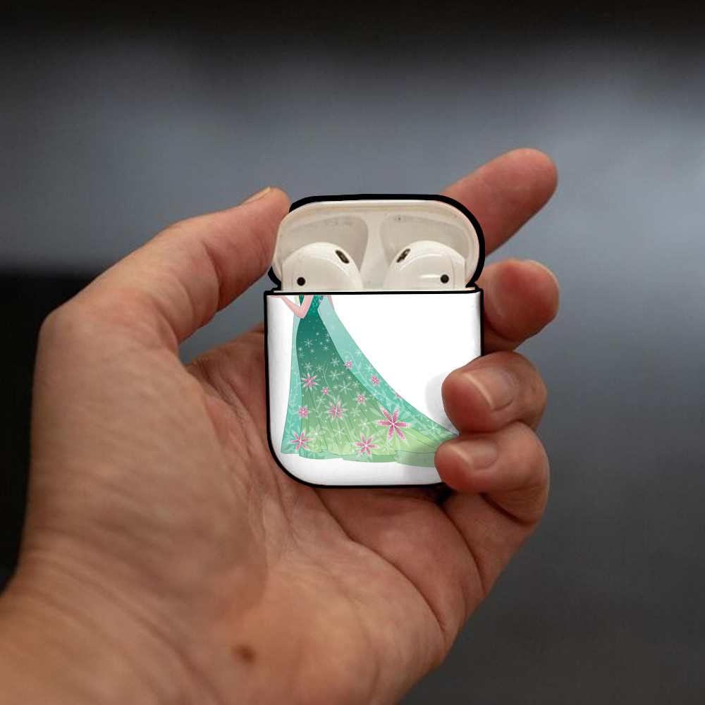 アナと雪の女王 アンナ エルサ Frozen Anna Elsa AirPods 第2世代保護ケース ハードシェル ブラック 耐衝撃・防指紋・カラビナ付き