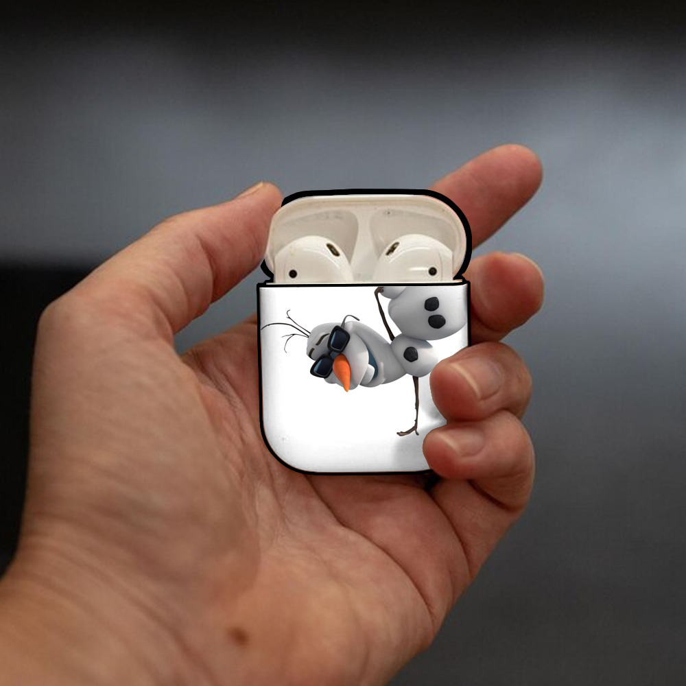 アナと雪の女王 アンナ エルサ Frozen Anna Elsa AirPods 第2世代保護ケース ハードシェル ブラック 耐衝撃・防指紋・カラビナ付き