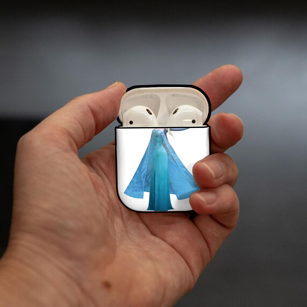 アナと雪の女王 アンナ エルサ Frozen Anna Elsa AirPods 第2世代保護ケース ハードシェル ブラック 耐衝撃・防指紋・カラビナ付き